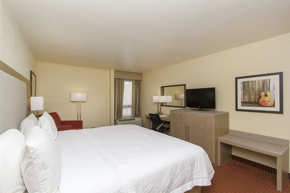 Hampton Inn Monterrey-Airport Apodaca Exterior photo